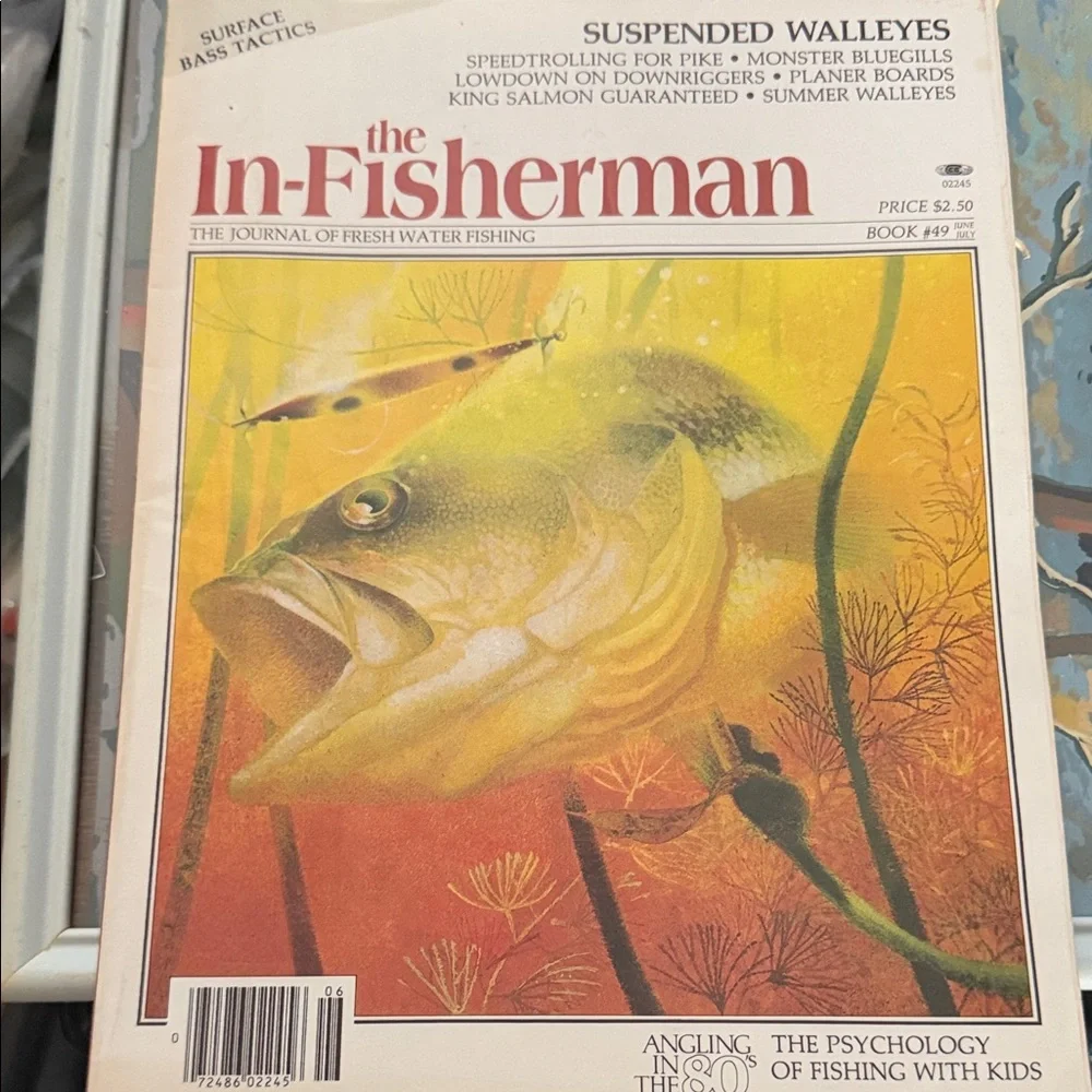 Magazine - Yellow/Orange Fish Cover